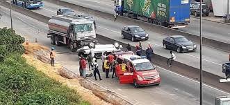 Check spelling or type a new query. Etoile Tv Accident Grave Sur L Autoroute L Axe Carena Facebook