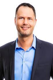 Brian Archambault's Instagram, Twitter & Facebook