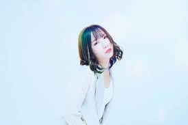合格した芹奈・麻珠・mayu・かれん・linaに「最強歌少女（仮）」からアサヒとyukaが加わり、7人で『 little glee monster 』を結成。 2013年 5月6日、中目黒lgmシアターにて初のライブを開催 。 æ³¨ç›®ã®æ–°æˆäºº ãƒªãƒˆã‚°ãƒª Mayu ã‚‚ã†å°'ã—è½ã¡ç€ããŸã„ã§ã™ ç¬' ãƒ¢ãƒ‡ãƒ«ãƒ—ãƒ¬ã‚¹