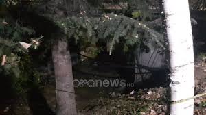 Futbollistët e përfaqësues shqiptare u pajisën me. Ora News E Rende Ne Tirane Digjet Nje Person Te Ministria E Jashtme Youtube