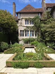 June 2012 Chaumierelesiris Beautiful Buildings Edwin Lutyens Architecture