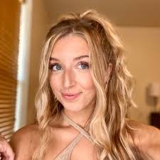 Taylor Capps's Instagram, Twitter & Facebook