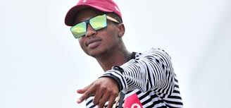 At the age of 17, emtee started making money from his musical efforts. Why Rapper Emtee Smokes The Way He Does Drum