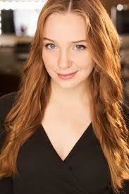 Sarah Hamilton's Instagram, Twitter & Facebook