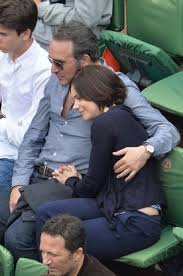 Née à 20h30, jeanne pèse 2,9 kilos. Jean Dujardin Et Nathalie Pechalat Leur Histoire D Amour En Images