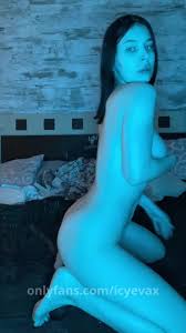 19歳ティーンtiktokerがnsfw tiktokライブ-巨大天然おっぱいが流出