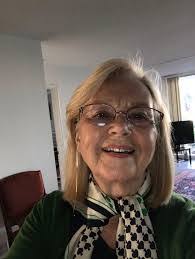 Helen Mccarroll's Instagram, Twitter & Facebook