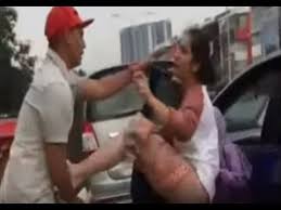 Pelakon, balkisyh semundur khan, 34, mendapat banyak mesej peribadi (direct message) di instagram yang memberi maklumat mengenai bapa kandungnya, semundur khan gulam khan selepas artikel dia saya berterima kasih kepada bakal suami kerana sabar dan faham situasi saya. Video Bergaduh Tersebar Balkisyh Beri Penjelasan Youtube