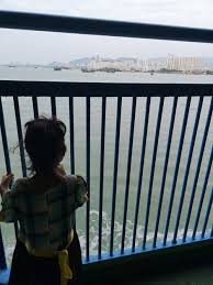 Hari kedua sampai tu, keadaan masih berjerebu di penang. Pergi Pulau Pinang Naik Kereta Di Feri Terminal Sultan Abdul Halim