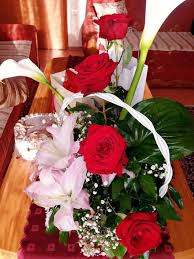 Gift Happy Birthday Cake And Flowers Birthday Flowers Birthday Flowers Flowers Floral Wreath