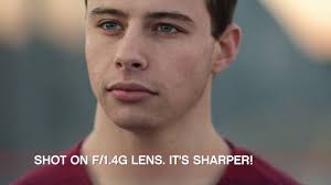 Nikon AF-S NIKKOR 85mm f/1.4G (w/Sample Images) unboxing next to 85mm F/1.8G