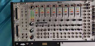 Wmd perfromance mixer is an 8 channel powerhouse designed to change the way people perform live with their eurorack systems. Performance Mixer Wmd Performance Mixer Audiofanzine