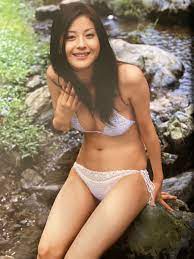 激レアセクシー 松本若菜 22歳 ファースト写真集 watercolor（¥10,200） - beautifulbooze.com