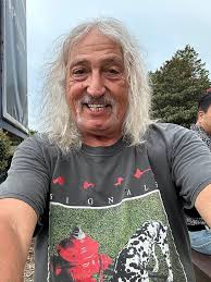 Robert knows a good thing when he hears one!