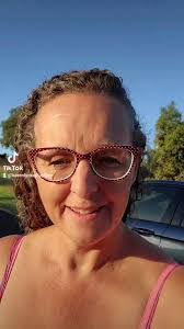 Karen Brough's Instagram, Twitter & Facebook