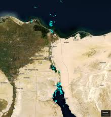 Tug boats and diggers are trying to free a huge container ship that ran aground in the suez canal in egypt, blocking one of the world's key shipping routes. Ojz25xvf0adolm