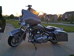 New Memphis Shades Fairing Installed On Road King Classic Pics Harley Davidson Forums Road King Classic Harley Davidson Forum Harley Davidson Trike