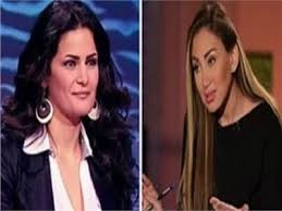 كشفت الإعلامية ريهام سعيد، كواليس الخلاف بينها وبين الفنانة زينة، قائلة :مفيش بيني وبين زينة أي عداء لكنها زعلت إني عملت حلقة غطيت فيها موضوع يخصها والموضوع كان رأي عام وحاولت أصالحها أكثر من مرة وهي فهمت إني بصالحها عشان تتنازل عن القضية اللي. ÙÙŠØ¯ÙŠÙˆ Ø¹Ù„Ù‰ Ø·Ø±ÙŠÙ‚Ø© Ø±ÙŠÙ‡Ø§Ù… Ø³Ø¹ÙŠØ¯ Ø³Ù…Ø§ Ø§Ù„Ù…ØµØ±ÙŠ ØªØ¹Ø§ØªØ¨ Ø®Ø±ÙˆÙØ§ Ù‚Ø¨Ù„ Ø°Ø¨Ø­Ù‡ Ø¨ÙˆØ§Ø¨Ø© Ø£Ø®Ø¨Ø§Ø± Ø§Ù„ÙŠÙˆÙ… Ø§Ù„Ø¥Ù„ÙƒØªØ±ÙˆÙ†ÙŠØ©