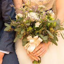 ブーケ 結婚式 ブーケ プロデュース 会費制パーティー 承認式 横浜 東京 プレ花嫁 neoflag 新婦を喜ばせるウェディング neodining ネオフラッグ ネオダイニング サロンドエン ウェディングドレス weddingmovie wedding bouquets floral wreath bouquet