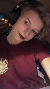 Good morning beautiful people and Happy Thanksgiving!! What's really  good?!! My name is Daniel im from Ohio. I am a model/ cosplayer/ twitch  Streamer. I enjoy watching marvel movies, animes such as