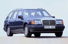 Mercedes Benz 230 Te 1 Photo And 71 Specs Autoviva Com Mercedes Benz 200 Daimler Benz Mercedes Car