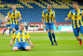 Last and next matches, top scores, best players, under/over stats, handicap etc. 3 Liga Eintracht Braunschweig Ist Wieder Zweitklassig Der Spiegel