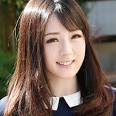 鈴原エミリ