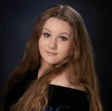 Ava Peters's Instagram, Twitter & Facebook