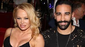 Памела дениз андерсон (pamela anderson). Pamela Anderson Adil Rami Reagiert Auf Die Anschuldigungen Stern De