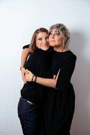 Skończyła filozofię na uniwersytecie warszawskim. Olga Drenda I Malgorzata Halber Oto Wszystkie Bledy Milosci Ktore Popelnilysmy Zebyscie Wy Nie Musialy