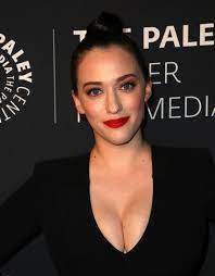 She is known for her starring roles as max black in the cbs sitcom 2 broke girls. Kat Dennings Zimbio