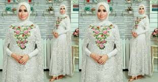 Model baju brokat terbaru 2020 untuk remaja. 30 Model Gamis Brokat Di Bawah Rp200 Ribu Yang Stylish Dan Elegan Updated 2021 Bukareview