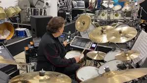 Triggering an electronic drum...