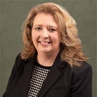 Suzanne Hobson's Instagram, Twitter & Facebook