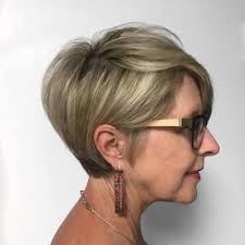 Feathered hairstyles for thin hair for women over 50 are the perfect way to plump up drab and tired locks. 40 Cute Youthful Short Hairstyles For Women Over 50