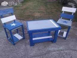 Dallas Cowboys Pallet Table Set Perfect For Fans 1001 Pallets Wooden Pallet Crafts Pallet Pallet Table