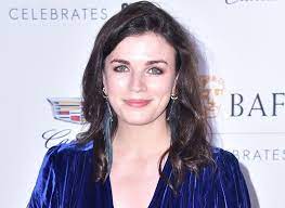 5 aisling bea human anatomy dimensions. Aisling Bea Bio Wiki Net Worth Dating Boyfriend Husband Height