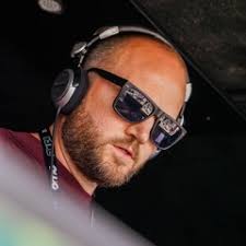 Stream Danny Marx music