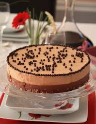 Ce gâteau en forme de couronne, issu de la tradition allemande, fera le bonheur de tous. Bavarois Crousti Fondant Au Nutella Audrey Cuisine