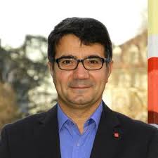 La symbolique derrière l'élection du socialiste Mustafa Atici au  gouvernement de Bâle-Ville: interview d'Ihsan Kurt