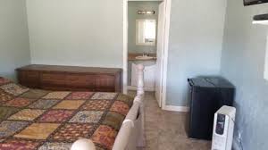 Shop bedroom furniture including beds, bedroom suites, bedside table sets, and more! Black Hawk Lodge In Coarsegold Ca 300 Reviews Price From 75 Planet Of Hotels