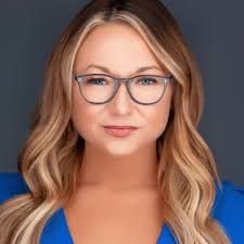 Brett Jansen's Instagram, Twitter & Facebook