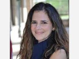 Ellen Mosher's Instagram, Twitter & Facebook