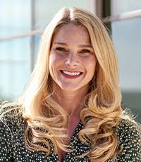 Laura R. Beckmann, AmRisc