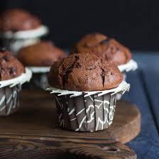 Muffins Au Chocolat Sans Oeufs Recette En 2020 Muffin Chocolat Recette Muffin Recette Moelleux Chocolat