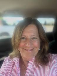 Great pic with beautiful smile