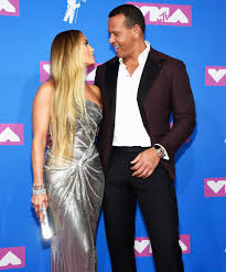 Jlo gushes over billie eilish, tells all about the super bowl & much more with arod and big cat. Arod Filming Jlo At The Vmas Was The Cutest Thing Ever