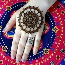 Pin By Fari Haider On Henna Design 3 Unique Mehndi Designs Eid Mehndi Designs Simple Mehndi Designs