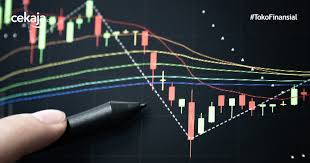 Trading saham adalah kegiatan jual beli saham dengan tujuan dapat keuntungan dari selisih harga beli awal dengan harga jual. 4 Modus Penipuan Investasi Saham Yang Harus Diwaspadai