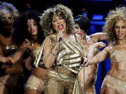 Tina Turner celebra medio siglo de música